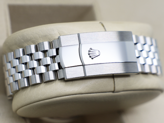 GENTS ROLEX SKY-DWELLER 42mm 336934 STAINLESS STEEL BLUE DIAL UNWORN STICKERS 2025 UK B&P