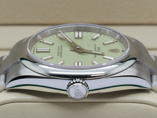 GENTS ROLEX OYSTER PERPETUAL 41mm 134300 STAINLESS STEEL PISTACHIO DIAL UNWORN STICKERS 2025 UK B&P
