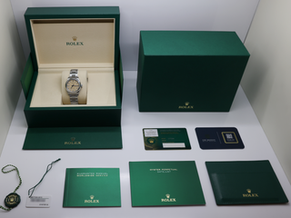 LADIES ROLEX OYSTER PERPETUAL 31mm 277200 STAINLESS STEEL BEIGE DIAL UNWORN 2026 UK B&P