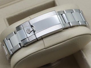 GENTS ROLEX GMT-MASTER II BRUCE WAYNE 126710GRNR STAINLESS STEEL UNWORN 2026 UK B&P