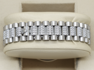 ROLEX DAY-DATE 36mm PLATINUM 118346 FACTORY DIAMOND PAVE DIAL / FACTORY SET DIAMOND BEZEL & BRACELET WARRANTY 2008 UK B&P