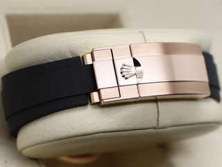 GENTS ROLEX DAYTONA 18ct ROSE GOLD OYSTERFLEX 126515LN BLACK DIAL NEW MODEL WARRANTY 2024 UK B&P