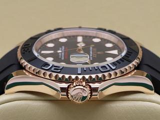 GENTS ROLEX YACHT-MASTER 40mm 126655 18ct ROSE GOLD OYSTERFLEX BLACK DIAL WARRANTY STICKERS 2016 B&P