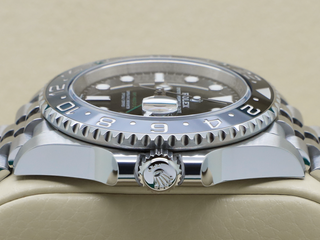 GENTS ROLEX GMT-MASTER II BRUCE WAYNE 126710GRNR STAINLESS STEEL WARRANTY 2024 UK B&P