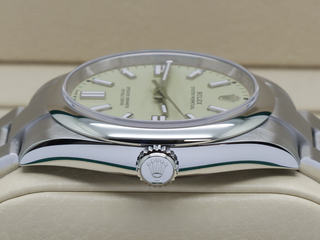 GENTS ROLEX OYSTER PERPETUAL 41mm 134300 STAINLESS STEEL PISTACHIO DIAL UNWORN STICKERS 2026 UK B&P