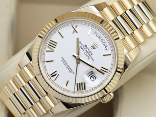 ROLEX DAY-DATE 40mm 18ct YELLOW GOLD 228238 WHITE ROMAN NUMERAL DIAL WARRANTY 2023 UK B&P