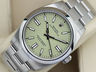 GENTS ROLEX OYSTER PERPETUAL 41mm 134300 STAINLESS STEEL PISTACHIO DIAL UNWORN 2025 UK B&P