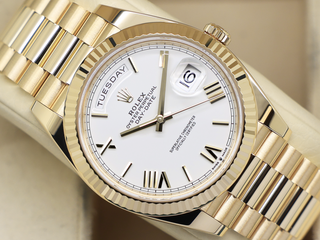 ROLEX DAY-DATE 40mm 18ct YELLOW GOLD 228238 WHITE ROMAN NUMERAL DIAL WARRANTY 2023 UK B&P