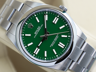 GENTS ROLEX OYSTER PERPETUAL 41mm 124300 STAINLESS STEEL GREEN DIAL UNWORN 2025 B&P