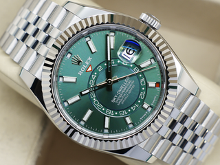 GENTS ROLEX SKY-DWELLER 42mm 336934 STAINLESS STEEL MINT GREEN DIAL NEW MODEL UNWORN STICKERS 2026 UK B&P