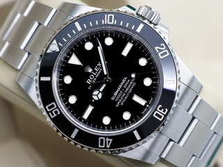 GENTS ROLEX SUBMARINER NON DATE 41mm 124060 STAINLESS STEEL WARRANTY 2024 UK B&P