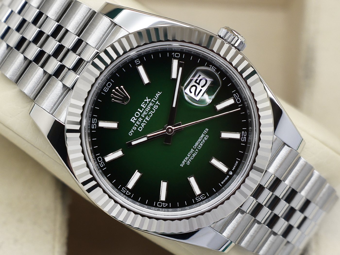 Rolex ROLEX DATEJUST 41mm 126334 STAINLESS STEEL OMBRE GREEN DIAL UNWORN 2026 UK B&P