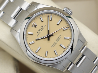 LADIES ROLEX OYSTER PERPETUAL 31mm 277200 STAINLESS STEEL BEIGE DIAL UNWORN 2026 UK B&P