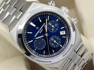VACHERON CONSTANTIN OVERSEAS CHRONOGRAPH 42.5mm 5520V/210A STAINLESS STEEL BLUE DIAL 2026 B&P