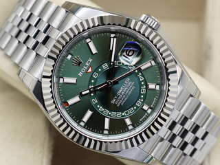 GENTS ROLEX SKY-DWELLER 42mm 336934 STAINLESS STEEL MINT GREEN DIAL NEW MODEL UNWORN FULL STICKERS 2025 UK B&P