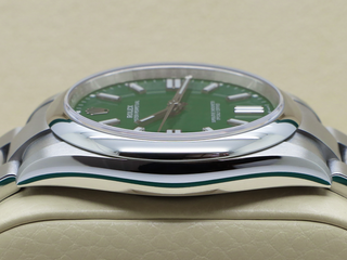 GENTS ROLEX OYSTER PERPETUAL 41mm 124300 STAINLESS STEEL GREEN DIAL UNWORN 2025 B&P