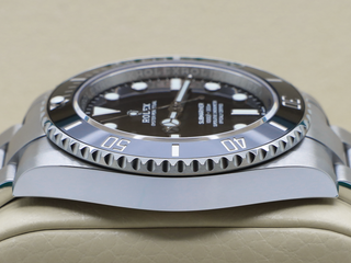 GENTS ROLEX SUBMARINER NON DATE 41mm 124060 STAINLESS STEEL UNWORN 2024 UK B&P