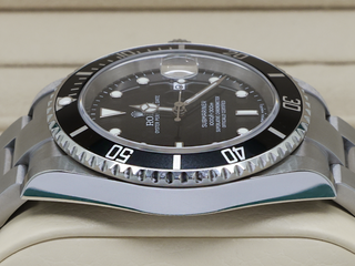 GENTS ROLEX SUBMARINER DATE 40mm 16610 STEEL UNPOLISHED WARRANTY 2006 UK B&P