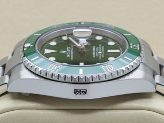 GENTS ROLEX SUBMARINER DATE HULK 40mm 116610LV STAINLESS STEEL UNWORN FULL STICKERS 2019 B&P