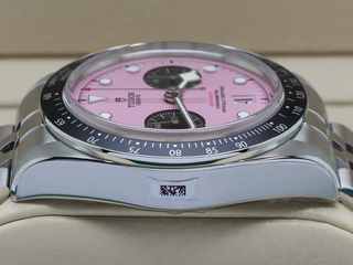 GENTS TUDOR BLACK BAY GMT MIAMI PINK 79360N STAINLESS STEEL UNWORN FULL STICKERS 2025 UK B&P